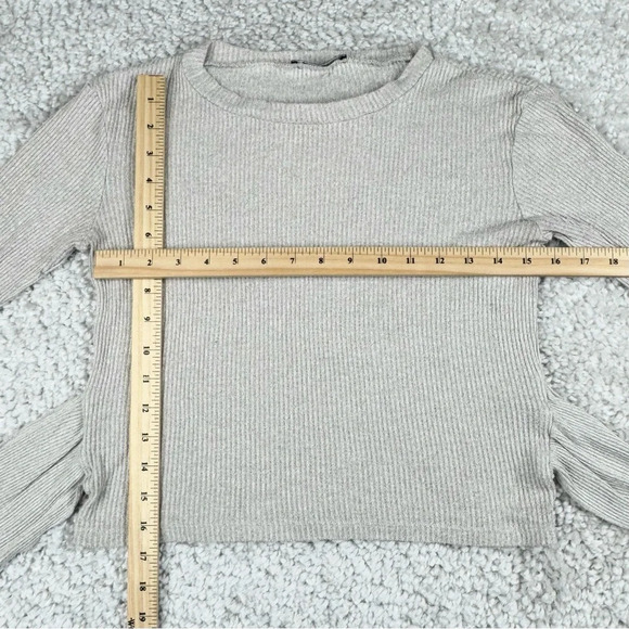 ZARA Knit Ribbed Crop Wrap Top in Oatmeal. Medium. Front Tie or Back Tie - Picture 7 of 7